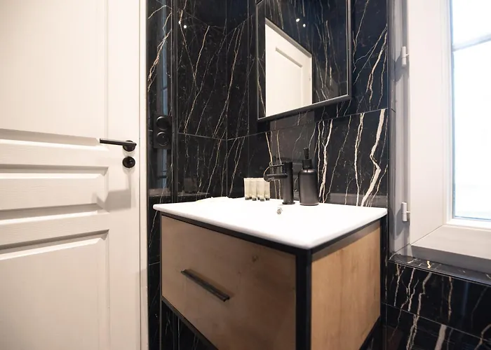 Lovely Flat In The Marais * 巴黎